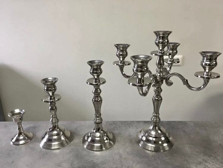 Metalinės žvakidės ilgoms žvakėms, sidabro spalvos