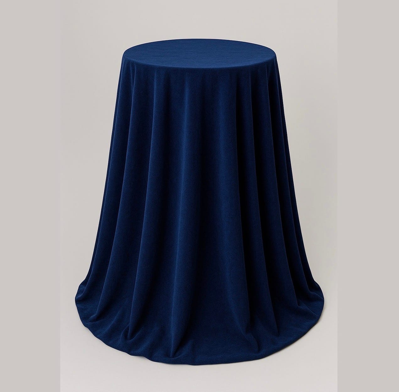 Tamsiai mėlynos spalvos staltiesės, matinis veliūras